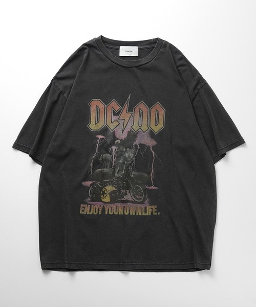 Confirm(コンファーム)の「ヴィンテージライク レトロプリント ピグメント加工 ビッグシルエット半袖バンドTシャツ カットソー【Confirm】2025SS(Tシャツ/カットソー・メンズ・チャコールグレー/ブラック系その他2/ブラック/グレー系その他2/ブラック系その他/グレー系その他・L/M)」の11枚目の写真