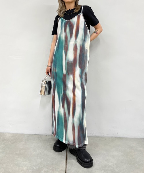 WHO'S WHO gallery（フーズフーギャラリー）の「メッシュマーブルワンピース（ワンピース・レディース・ブラック/パープル/ブルー/グリーン・FREE）」の3枚目の写真