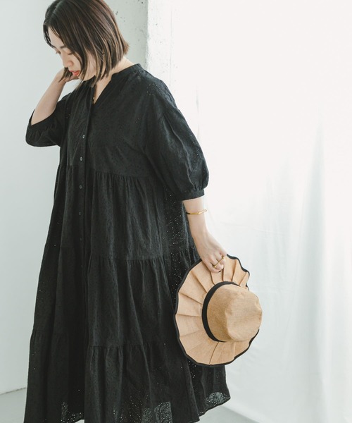 ITEMS URBANRESEARCH（アイテムズ アーバンリサーチ）の「レースティアードワンピース（ワンピース・レディース・ブラック/オフホワイト・FREE）」の3枚目の写真