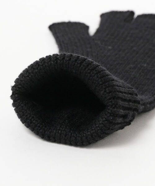 BEAMS(ビームス)の「BEAMS / 畔編み フィンガーレス グローブ(手袋・メンズ・シルバー/ダークグリーン/ダークブラウン/ブラック・ONE SIZE)」の11枚目の写真