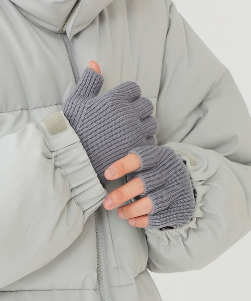 BEAMS(ビームス)の「BEAMS / 畔編み フィンガーレス グローブ(手袋・メンズ・シルバー/ダークグリーン/ダークブラウン/ブラック・ONE SIZE)」の22枚目の写真