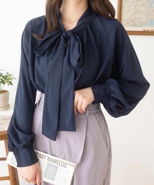 Ada.(エイダ)の「2WAY ビックリボン ハイネック ボウタイ ブラウス(シャツ/ブラウス・レディース・ネイビー/ホワイト/ピンク/ブルー/ブラック・FREE)」の3枚目の写真