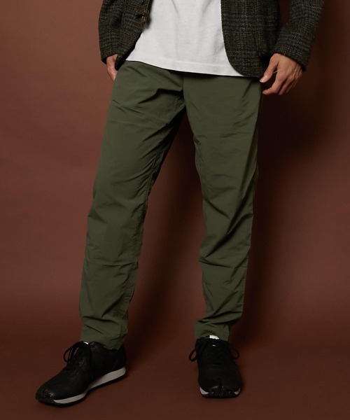TRUSS（トラス）の「【ユニセックス】＜撥水/パッカブル＞バーサタイル ナイロンタフタ テーパードパンツ（その他パンツ・メンズ・ブラック/グレー/オリーブ/ブルー/カモフラージュ/キャメル・SMALL/MEDIUM/LARGE/X-LARGE）」の4枚目の写真