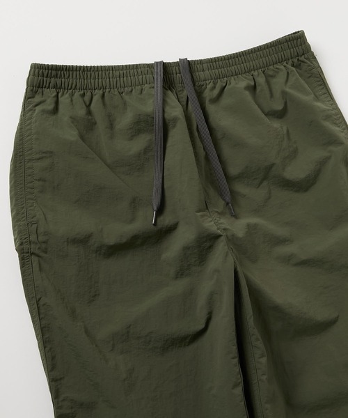 TRUSS（トラス）の「【ユニセックス】＜撥水/パッカブル＞バーサタイル ナイロンタフタ テーパードパンツ（その他パンツ・メンズ・ブラック/グレー/オリーブ/ブルー/カモフラージュ/キャメル・SMALL/MEDIUM/LARGE/X-LARGE）」の11枚目の写真