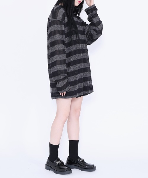 Figments（フィグメンツ）の「オーバーサイズボーダーニット（ニット/セーター・レディース・ブラック/グレー・FREE）」の6枚目の写真