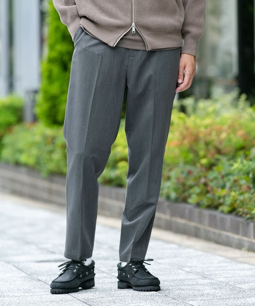 URBAN RESEARCH DOORS(アーバンリサーチドアーズ)の「T/R テーパードトラウザー(その他パンツ・メンズ・ブラック/ネイビー/モカ/グレー・SMALL/MEDIUM/LARGE)」の14枚目の写真