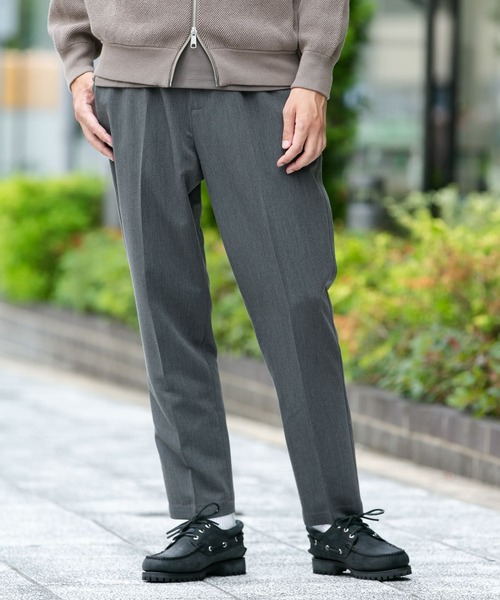 URBAN RESEARCH DOORS(アーバンリサーチドアーズ)の「T/R テーパードトラウザー(その他パンツ・メンズ・ブラック/ネイビー/モカ/グレー・SMALL/MEDIUM/LARGE)」の15枚目の写真