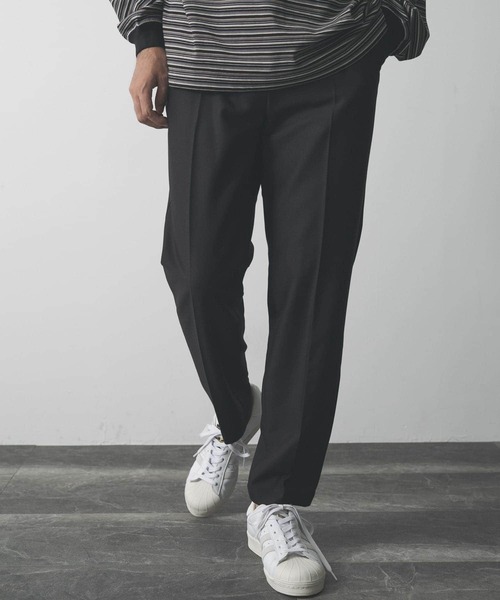 URBAN RESEARCH DOORS(アーバンリサーチドアーズ)の「T/R テーパードトラウザー(その他パンツ・メンズ・ブラック/ネイビー/モカ/グレー・SMALL/MEDIUM/LARGE)」の10枚目の写真