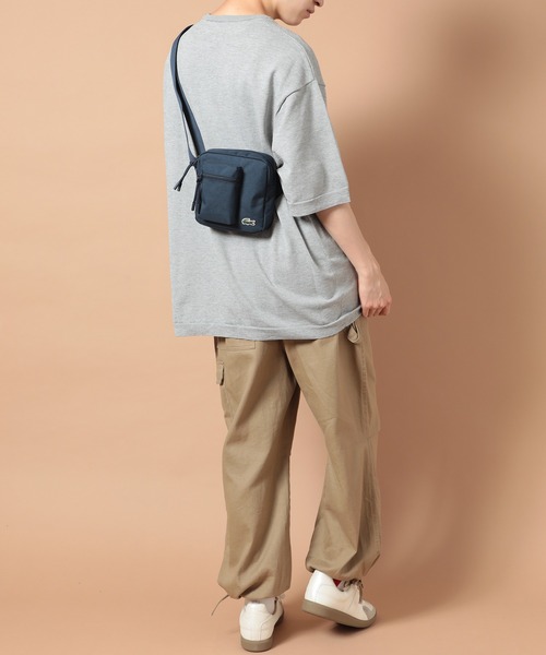 LACOSTE(ラコステ)の「【LACOSTE】ネオクロコ ジップカメラバッグ(ショルダーバッグ・メンズ・ブラック/ネイビー・FREE)」の16枚目の写真