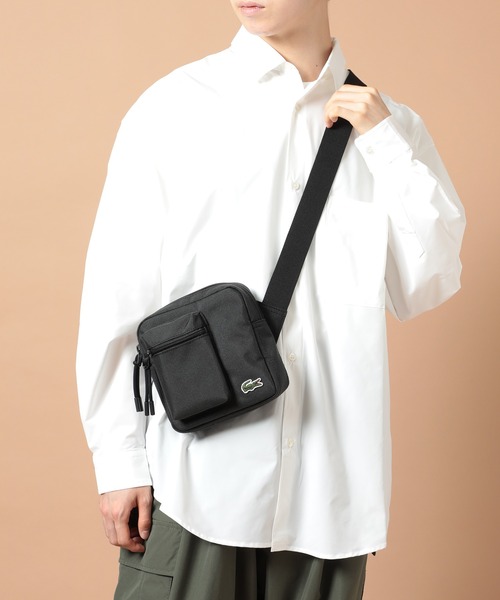 LACOSTE(ラコステ)の「【LACOSTE】ネオクロコ ジップカメラバッグ(ショルダーバッグ・メンズ・ブラック/ネイビー・FREE)」の10枚目の写真