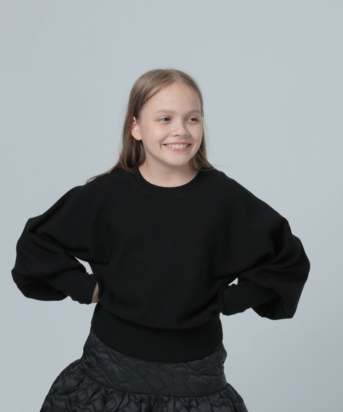 LOWRYS FARM（ローリーズファーム）の「１２Ｇボリュームスリーブプルオーバー　972779（ニット/セーター・キッズ・ブラック/レッド/ピンク・FREE）」の2枚目の写真