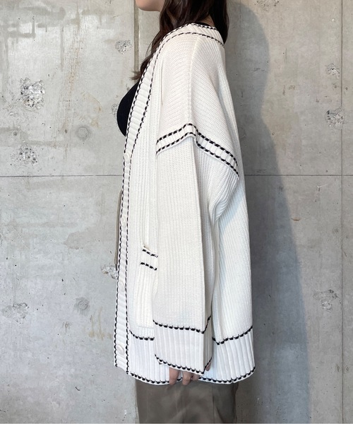 one way(ワンウェイ)の「配色ステッチカーディガン(カーディガン/ボレロ・レディース・ホワイト/グレー/ダークブルー・FREE)」の7枚目の写真