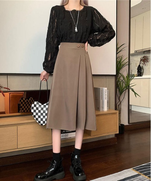 urge:(アージコロン )の「【URGE:】タック スカート ミモレ丈(スカート・レディース・ブラウン/ブラック/アイボリー/カーキ・SMALL/MEDIUM/LARGE)」の12枚目の写真