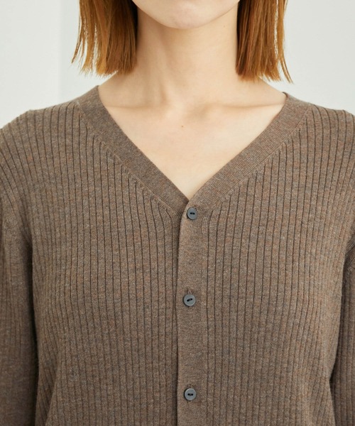 ROPE' PICNIC（ロペピクニック）の「ミドル丈ニットカーディガン（カーディガン/ボレロ・レディース・オフホワイト/チャコールグレー/ブラウン・38）」の16枚目の写真