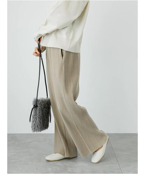 Lugnoncure（ルノンキュール）の「別珍プリーツパンツ（その他パンツ・レディース・オレンジ/ベージュ/ブラック・F）」の3枚目の写真