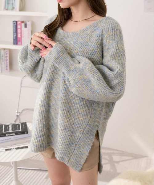Ada.(エイダ)の「バックシャン メランジ Vネック ニット(ニット/セーター・レディース・ブラック/ライトブルー/ピンク・FREE)」の5枚目の写真
