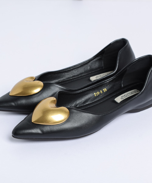 AMELY（エミリー）の「ハートモチーフパンプス（パンプス・レディース・ベージュ/ブラウン/ブラック・36/38/39/37/35）」の11枚目の写真