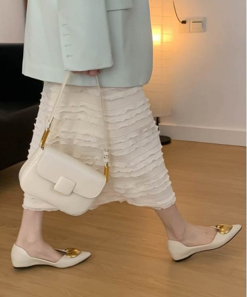 AMELY（エミリー）の「ハートモチーフパンプス（パンプス・レディース・ベージュ/ブラウン/ブラック・36/38/39/37/35）」の10枚目の写真