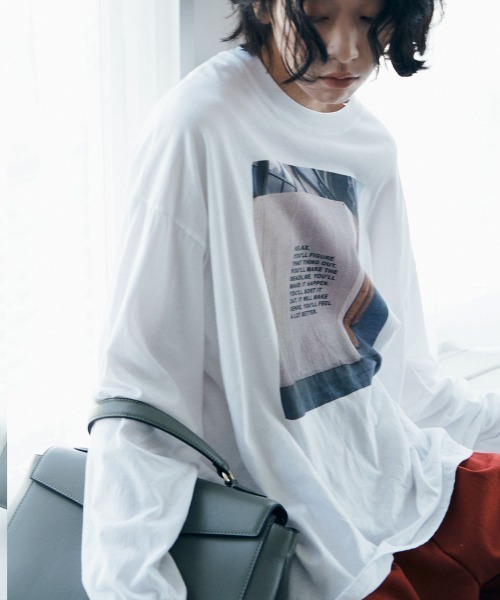 marjour（マージュール）の「PHOTO PRINT TEE（Tシャツ/カットソー・レディース・グレー/オフホワイト・M）」の15枚目の写真