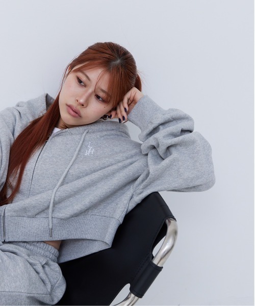 17HR（セブンティーンアワーズ）の「ショートジップパーカー（パーカー・レディース・ブラック/グレー・FREE）」の11枚目の写真