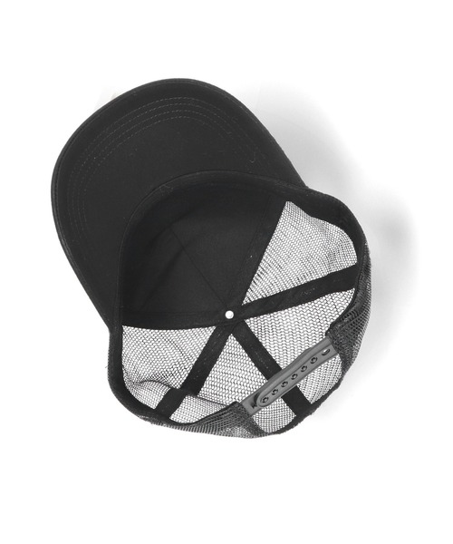 X-girl(エックスガール)の「SPRAY PRINT AND EMBROIDERY TRUCKER CAP(キャップ・レディース・ブラック/オリーブ/ベージュ・ONE SIZE)」の9枚目の写真