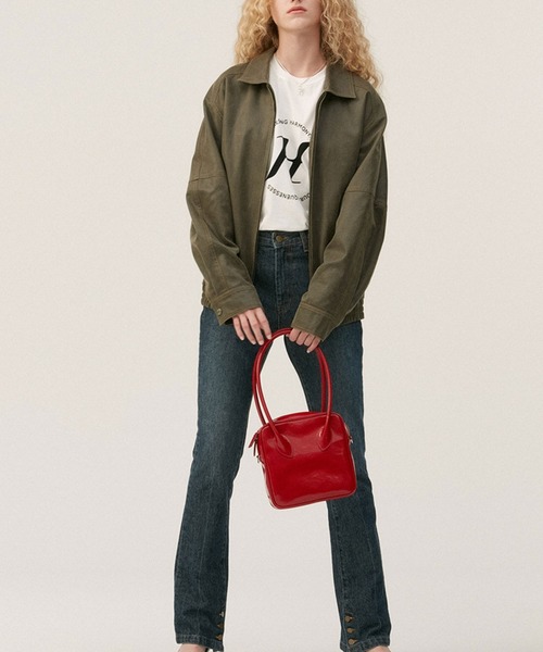 florist（フローリスト）の「【2WAY/3WAY】エナメル調PUレザースクエアボストンバッグ/ショルダーバッグ（ボストンバッグ・レディース・レッド/ブラック・FREE）」の5枚目の写真