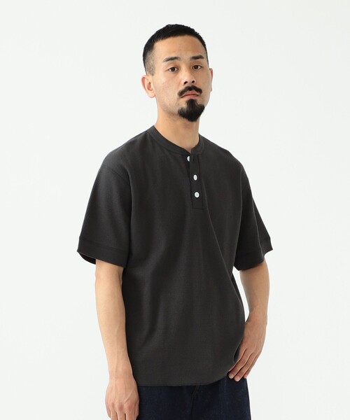 Healthknit(ヘルスニット)の「Healthknit × BEAMS PLUS / 別注 Honeycomb Thermal Henry Neck T-shirt(Tシャツ/カットソー・メンズ・ホワイト/ブラック系その他/カーキ・LARGE/MEDIUM/SMALL/X-LARGE)」の2枚目の写真