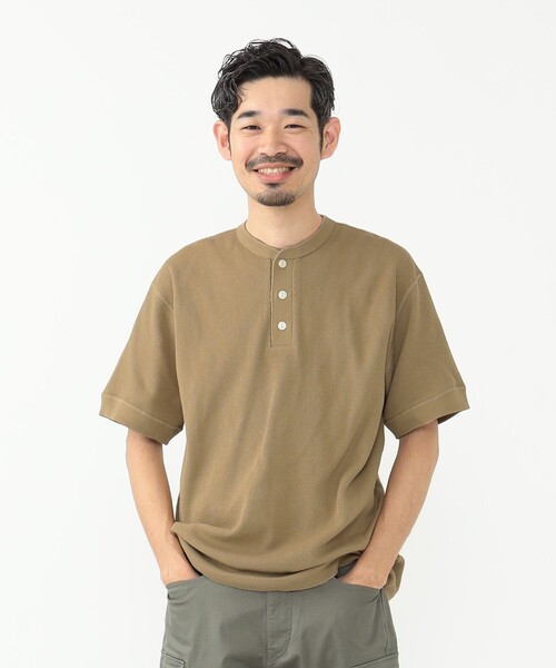 Healthknit(ヘルスニット)の「Healthknit × BEAMS PLUS / 別注 Honeycomb Thermal Henry Neck T-shirt(Tシャツ/カットソー・メンズ・ホワイト/ブラック系その他/カーキ・LARGE/MEDIUM/SMALL/X-LARGE)」の3枚目の写真