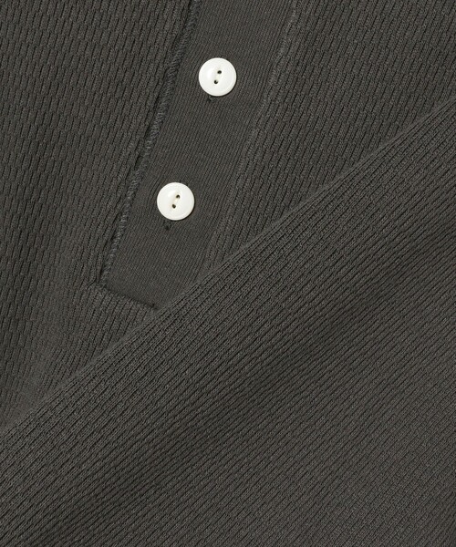 Healthknit(ヘルスニット)の「Healthknit × BEAMS PLUS / 別注 Honeycomb Thermal Henry Neck T-shirt(Tシャツ/カットソー・メンズ・ホワイト/ブラック系その他/カーキ・LARGE/MEDIUM/SMALL/X-LARGE)」の18枚目の写真