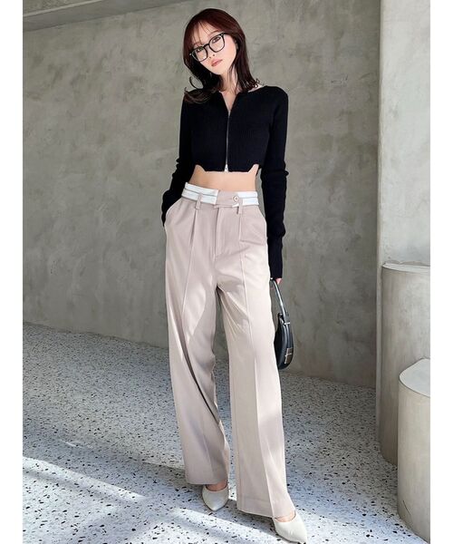 RESEXXY(リゼクシー)の「ダブルウエストストレートパンツ(その他パンツ・レディース・チャコールグレー/イエロー/ベージュ・SMALL/MEDIUM)」の9枚目の写真