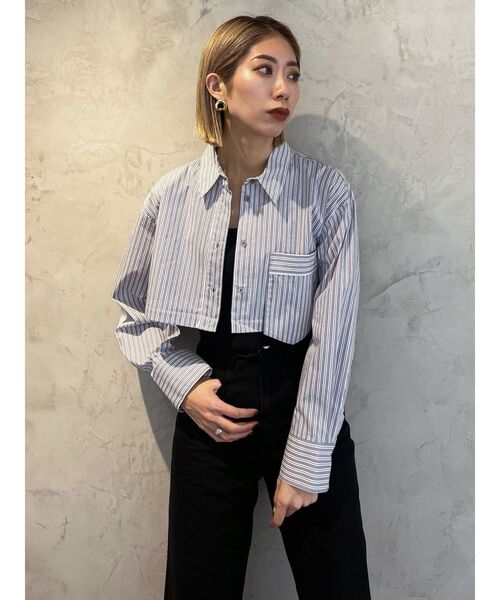 EMODA（エモダ）の「2WAYオーバーシャツ（シャツ/ブラウス・レディース・ベージュ/ホワイト/グレー/ブルー・FREE）」の10枚目の写真