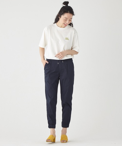 KRIFF MAYER Lady's Collection（クリフメイヤーレディースコレクション）の「【通気性・吸水速乾性】リラックステーパードジョガーパンツ（その他パンツ・レディース・ブラック/ネイビー/ベージュ/オリーブ・LARGE/MEDIUM）」の9枚目の写真