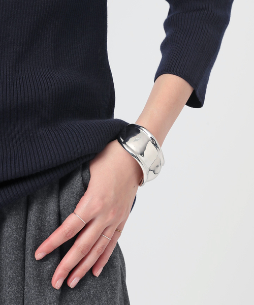 Garden of Eden（ガーデンオブエデン）の「【GARDEN OF EDEN/ガーデン オブ エデン】（追加）silver bangle（ブレスレット・レディース・シルバー・36）」の3枚目の写真