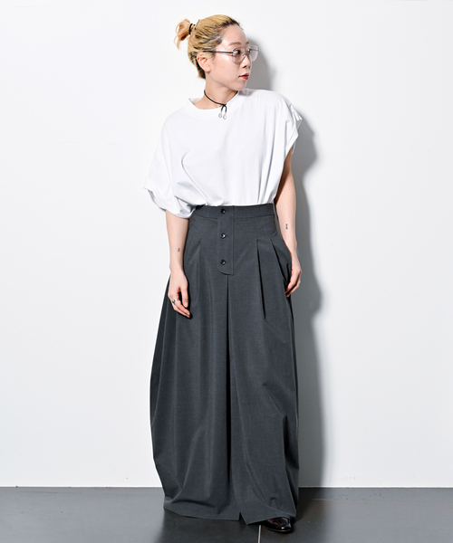 CITYSHOP(シティーショップ)の「《追加》ASYMMETRY Tシャツ(Tシャツ/カットソー・レディース・ホワイト/レッド/ブラック・FREE)」の9枚目の写真