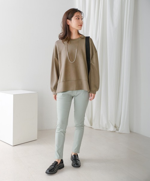 Bou Jeloud(ブージュルード)の「シンプルクルーネックカットソー(Tシャツ/カットソー・レディース・ブラック/カーキ/オフホワイト・FREE)」の4枚目の写真