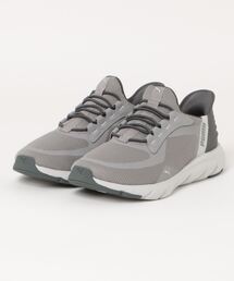 《PUMA》SOFTRIDE フレックス レース EASE IN ワイト