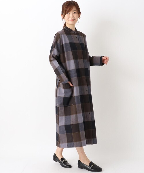 one'sterrace(ワンズテラス)の「起毛ブロックチェック ワンピース(ワンピース・レディース・ブラック系8/グレー系その他7/キャメル・02)」の17枚目の写真