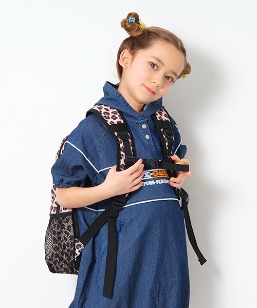 ロゴプリントバックパック セール】サコッシュ付きロゴプリントバックパック（バックパック