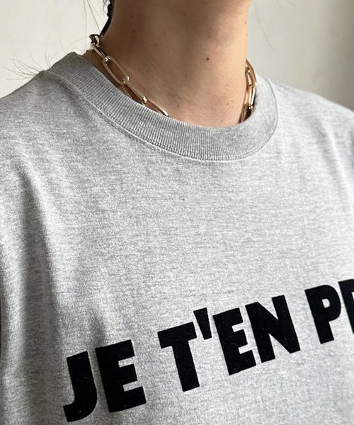 DouDou（ドゥドゥ）の「JE T'EN PRIEフロッキーロゴTEE（Tシャツ/カットソー・レディース・チャコールグレー/グレー/ホワイト系その他/ホワイト/ブラウン・FREE）」の10枚目の写真