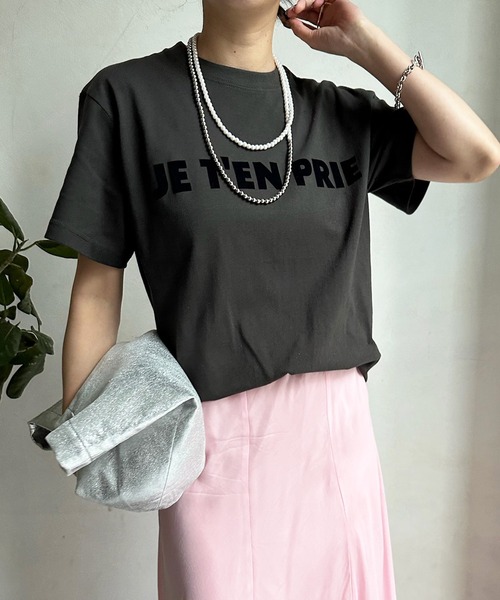 DouDou（ドゥドゥ）の「JE T'EN PRIEフロッキーロゴTEE（Tシャツ/カットソー・レディース・チャコールグレー/グレー/ホワイト系その他/ホワイト/ブラウン・FREE）」の15枚目の写真