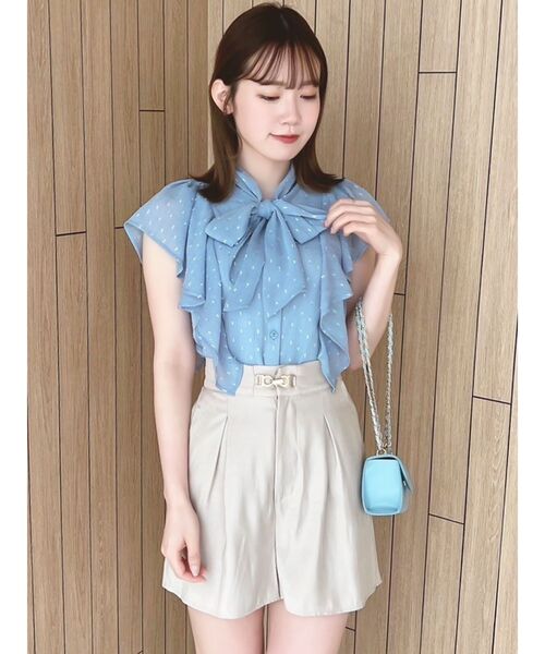 dazzlin(ダズリン)の「グロッシーショートパンツ(その他パンツ・レディース・ブルー/ブラック/ベージュ・SMALL/MEDIUM)」の10枚目の写真