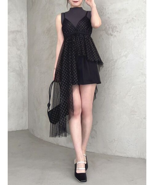 dazzlin(ダズリン)の「グロッシーショートパンツ(その他パンツ・レディース・ブルー/ブラック/ベージュ・SMALL/MEDIUM)」の20枚目の写真