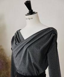 Her lip to（ハーリップトゥー）の「Asymmetric Cotton-blend Jersey Top（Tシャツ/カットソー）」