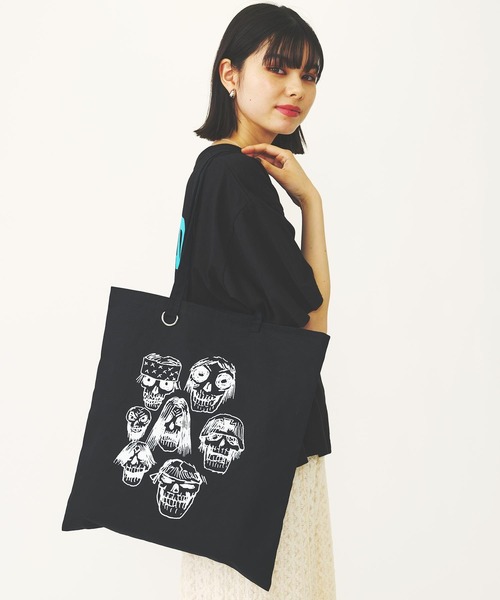 MILKFED.（ミルクフェド）の「HEAVY METAL FLAT TOTE（トートバッグ・レディース・ブラック/ホワイト/ピンク・ONE SIZE）」の19枚目の写真