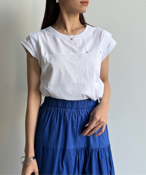 Chez toi（シェトワ）の「接触冷感フレンチスリーブプルオーバー（Tシャツ/カットソー・レディース・ネイビー/ブラック/グレイッシュベージュ/オフホワイト・FREE）」の8枚目の写真