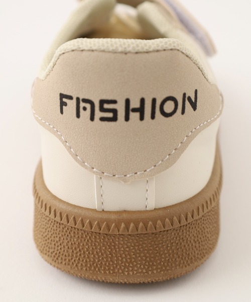 URBAN CHERRY（アーバンチェリー）の「異素材配色ベルトスニーカー（スニーカー・キッズ・ピンク/ベージュ・17.0cm/17.5cm/18.0cm/18.5cm/19.0cm/19.5cm/20.0cm/20.5cm/21.0cm）」の18枚目の写真