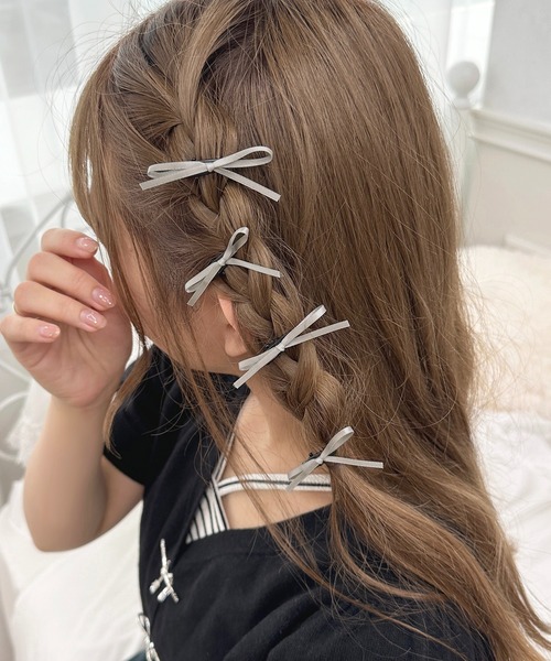 apres jour(アプレジュール)の「【apres jour×ARIAZ】リボンミニヘアクリップ4個SET(ヘアピン・レディース・グレー/ライトピンク/ブラック・FREE)」の3枚目の写真