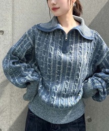 【mily bilet】コーデの主役を飾る。クロップド丈配色ケーブル編み胸刺繍ハーフジップニット