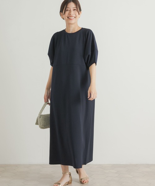 URBAN RESEARCH DOORS(アーバンリサーチドアーズ)の「ランタンスリーブジャージーワンピース(ワンピース・レディース・カーキ/ネイビー/ブラック・MEDIUM)」の3枚目の写真