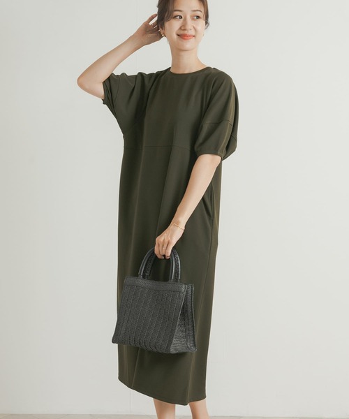 URBAN RESEARCH DOORS(アーバンリサーチドアーズ)の「ランタンスリーブジャージーワンピース(ワンピース・レディース・カーキ/ネイビー/ブラック・MEDIUM)」の4枚目の写真